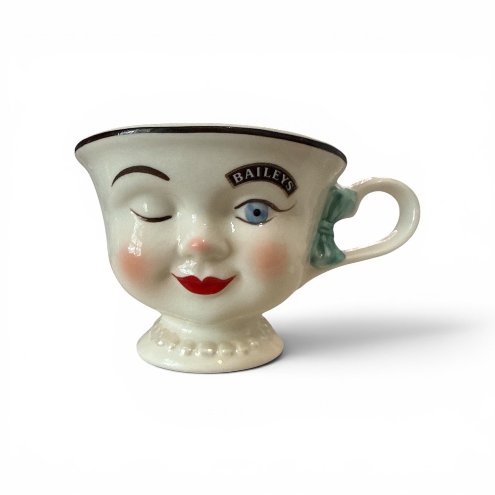 Baileys Irish Cream Winking Face Cups Set of 2 Limited Edition 1996 Yum Mugs - Picture 5 of 13